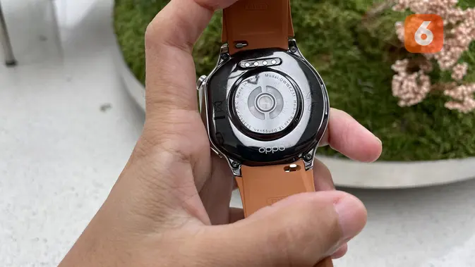 <p>Oppo Watch X (Liputan6.com/ Agustin Setyo Wardani)</p>