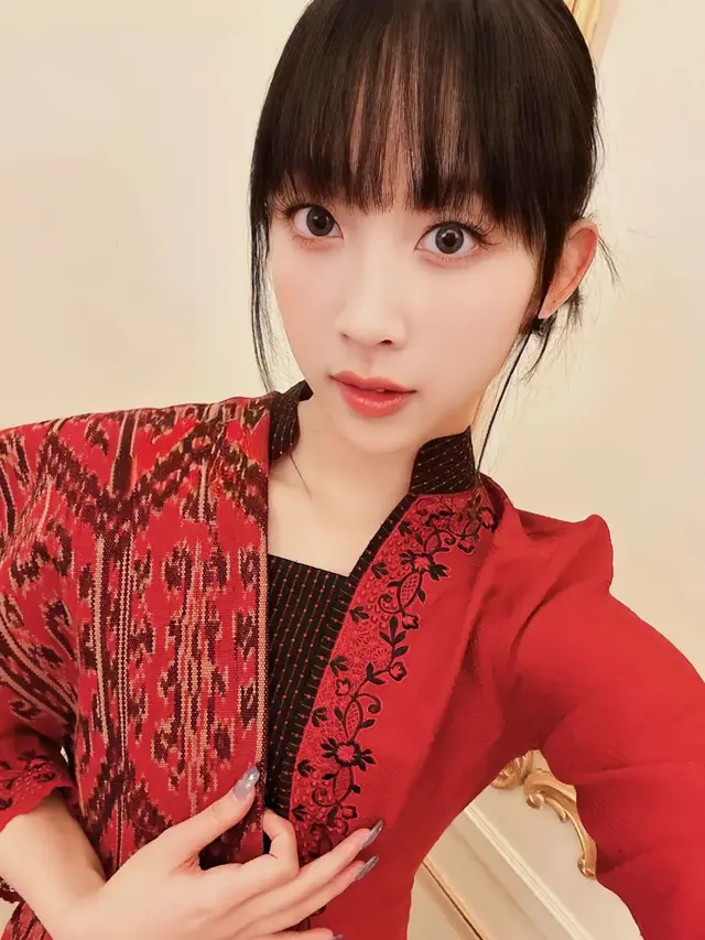 Potret Manis Dita Karang Kenakan Kebaya, Terpancar Aura Bangsawan Saat Berdampingan dengan Choi Siwon