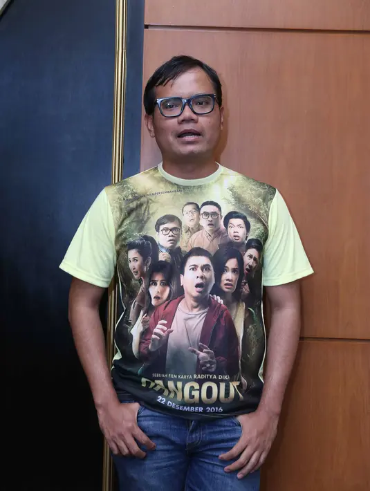 Ikut andil dalam penemuan ide di film ini, Soleh memulai dari memposisikan dirinya sebagai penonton. Berusaha kritis dan mencari celah demi kekuatan dari film Hangout tersebut. (Nurwahyunan/Bintang.com)