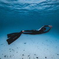 Ini Rekomendasi Baju Renang Pria Anti-UV, Nyaman dan Siap Temani Liburan