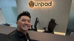 Ananda Omesh Kuliah Lagi, Ambil S2 di Universitas Padjadjaran Kampus Jakarta