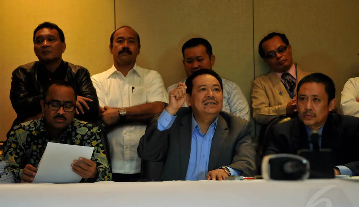 Mereka menentang langkah DPR dan pemerintah yang tetap ngotot ingin membahas dan mengesahkan Rancangan Undang-Undang (Advokat) di akhir masa jabatannya, Jakarta, (10/9/14). (Liputan6.com/Johan Tallo)