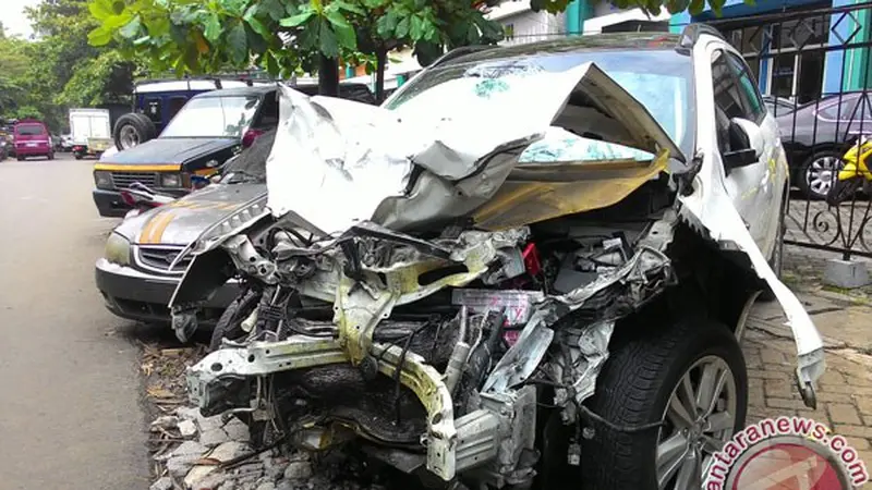 Polisi: Outlander Maut Melaju Kecepatan Tinggi, Tanpa Pengereman