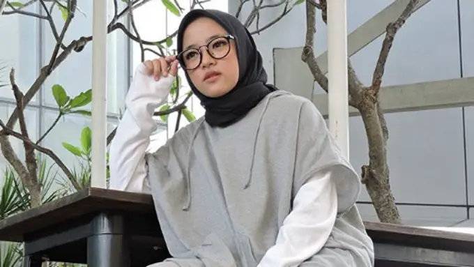 Tutorial hijab ala Nissa Sabyan