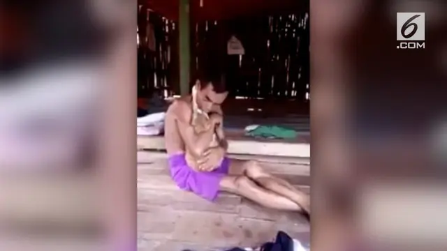 VIDEO: Pria Ini Menangis Terguling-guling Saat Kucingnya Mati