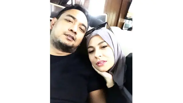 Mengaku Tiap Hari Makin Cinta, Ini 7 Potret Mesra Bebi Romeo dan Meisya Siregar