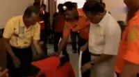 Angin Mon Soon Bawa Jenazah dan Serpihan AirAsia ke Teluk Mandar