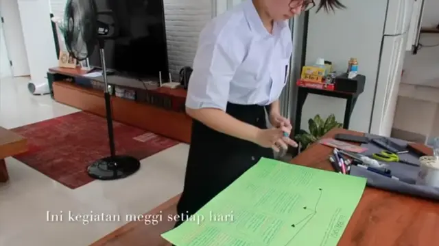 Lulus SMA, Ini 6 Momen Keluarga Beri Kejutan untuk Megan Domani