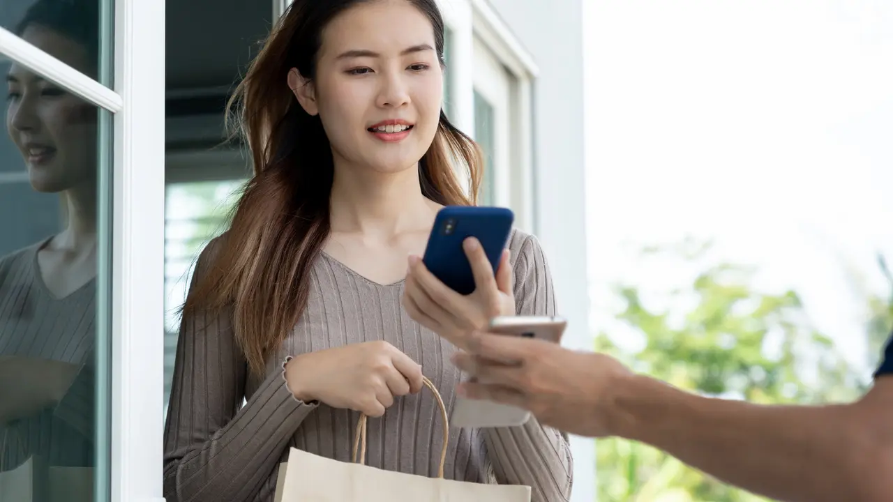 Ulasan Google, TripAdvisor, Aplikasi Pesan Makanan