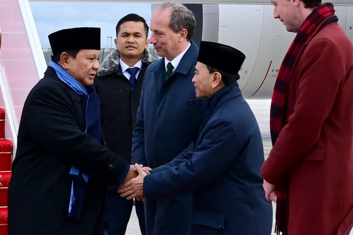 Prabowo Kunjungi Paris untuk Bertemu Presiden Macron