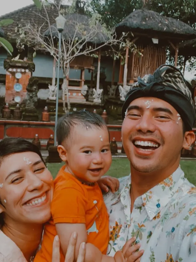 Potret 6 Selebriti Pakai Pakaian Adat Bali Sambut Hari Raya Nyepi, Anggun