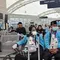 Tim Pemantauan dan Pengawasan Inspektorat Jenderal Kemenhaj melakukan pengawasan proses kepulangan jemaah haji Indonesia di Bandara Internasional Pangeran Mohammad bin Abdulaziz Madinah. (Media Center Haji)