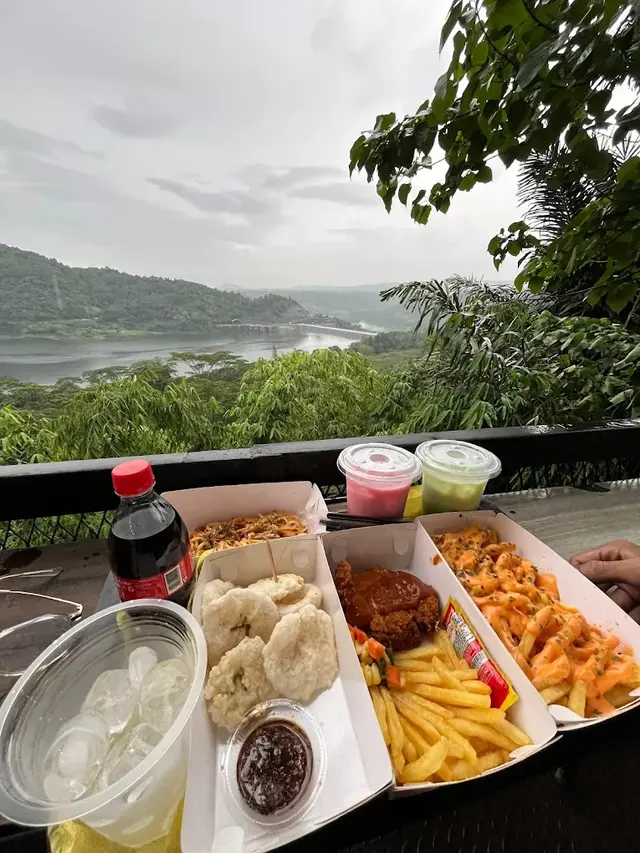 Kedai Cengkar