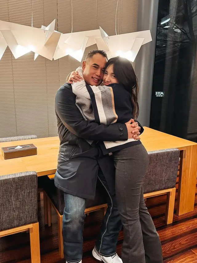 NIa Ramadhani rayakan anniversary pernikahan ke-14 tahun (Instagram/ramadhaniabakrie)