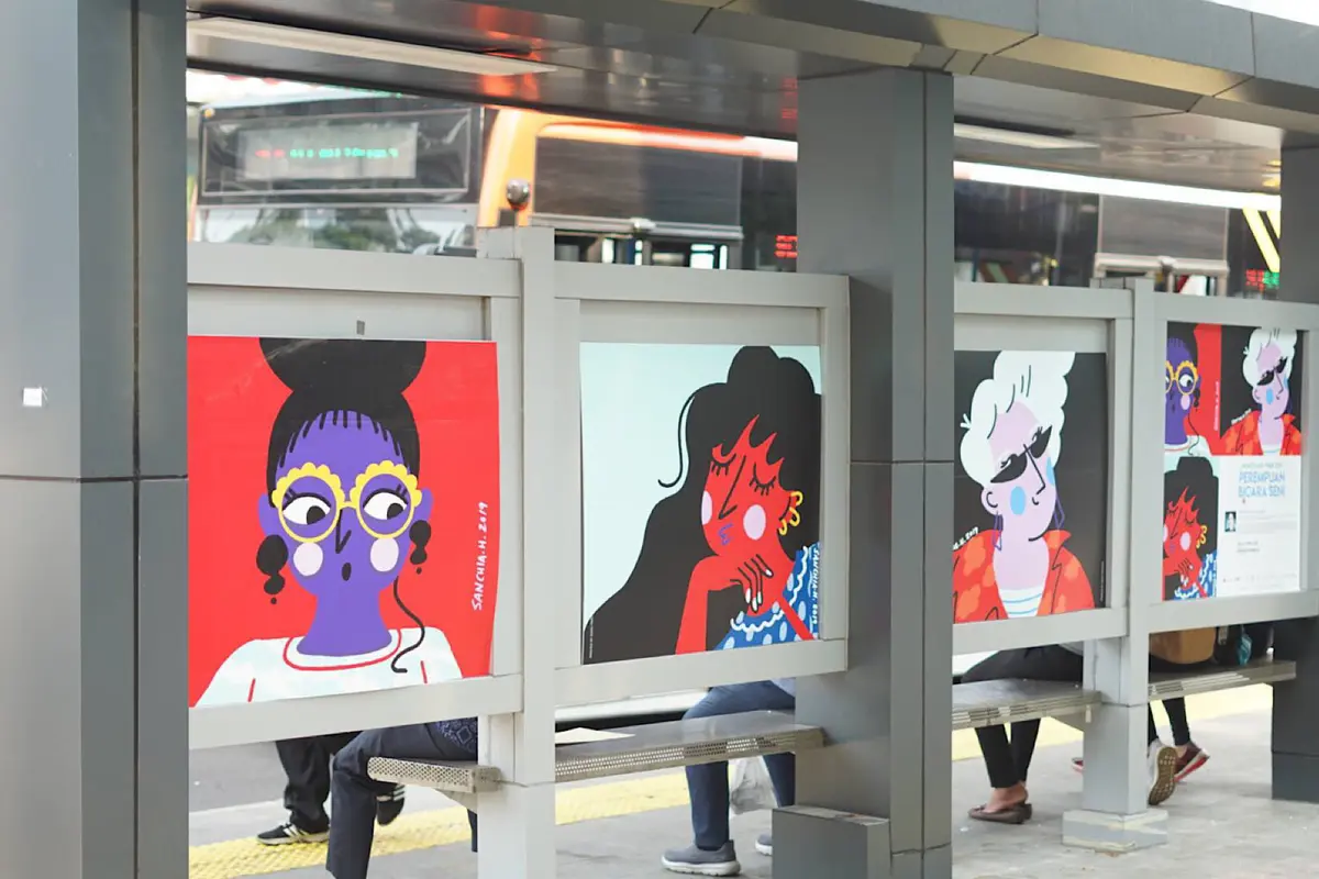 Karya Seni Rupa Hiasi Halte Bus dan Stasiun MRT Jakarta