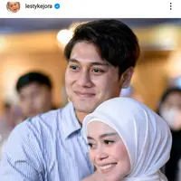 Lesti Kejora Panen Cibiran Usai Dituding Ganti Caption Foto bareng Rizky Billar: Kita Adalah Kita, Bukan Mereka. (Instagram/lestykejora)