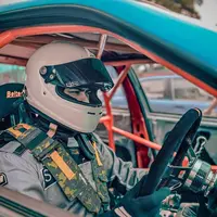 Prestasi membanggakan diraih Teuku Ryan, suami Ria Ricis. Setelah dua hari latihan, ia ikut balap mobil di Sirkuit Sentul dalam kelas BMWCCi dan meraih juara dua. Pria seorang anak itu  mencoba ajang balap mobil bergengsi yakni Indonesia Sentul Series of Motorsport (ISSOM) 2023.  Berikut beberapa potretnya Teuku Ryan di Sirkuit Sentul. [Instagram/teukuryantr]