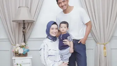 Jadi Idola Baru Berikut 10 Potret Harmonis Arya Saloka Dan Putri Anne News Entertainment Fimela Com