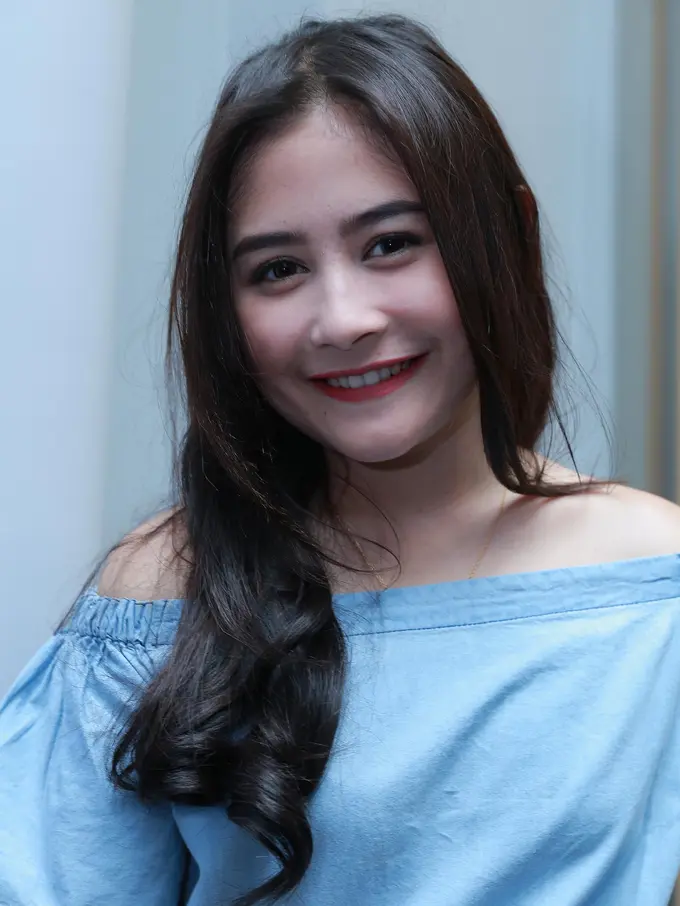 [Bintang] Prilly Latuconsina