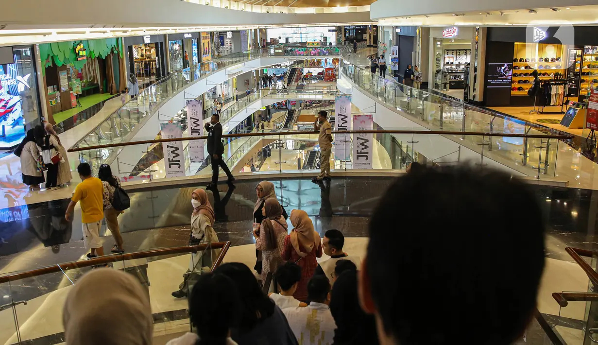 Perkiraan ini didukung oleh kinerja sektor manufaktur serta daya beli masyarakat yang diyakini akan menjadi penopang pertumbuhan tersebut. (Liputan6.com/Angga Yuniar)