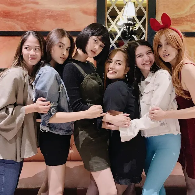 6 Potret Persahabatan Esta Pramanita, Nasya Marcella, dan Marcella Daryanani