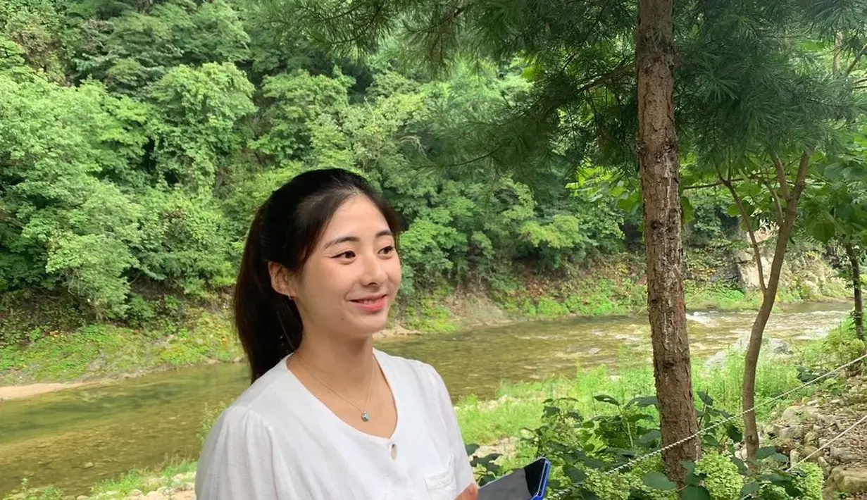 Ia adalah Park Hyemin, pemain yang berposisi sebagai outside hitter. Banyak masyarakat Indonesia yang ngefans dengan si nomor punggung 10 ini. [Instagram.com/p_hyemin_]