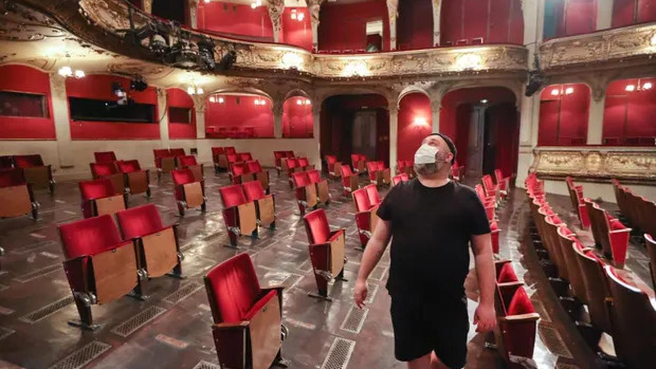 teater di jerman atur jarak aman penonton