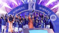 Inter Milan menang 3-0 atas AC Milan pada laga Piala Super Italia 2022 di&nbsp; King Fahd International Stadium, Riyadh, Kamis (19/1/2023) dini hari WIB. Hasil itu membuat Inter merengkuh trofi Piala Super Italia yang ketujuh. (AFP/Giuseppe Cacace)