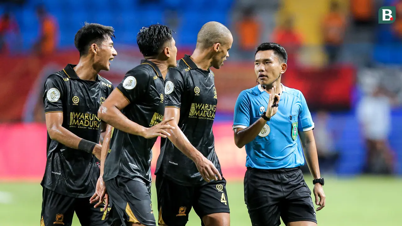 Foto: Momen VAR yang Sempat Bawa Borneo FC Ungguli Madura United