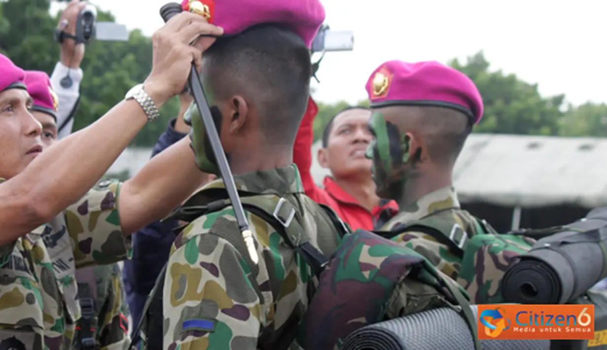 Citizen6, Pasuruan: Dari 415 orang prajurit yang berhak memakai baret kebanggaan Korps Baret Ungu itu terdapat 24 orang dari Kadet (Taruna) Akademi Angkatan Laut Angkatan ke-58. (Pengirim: Marinir)