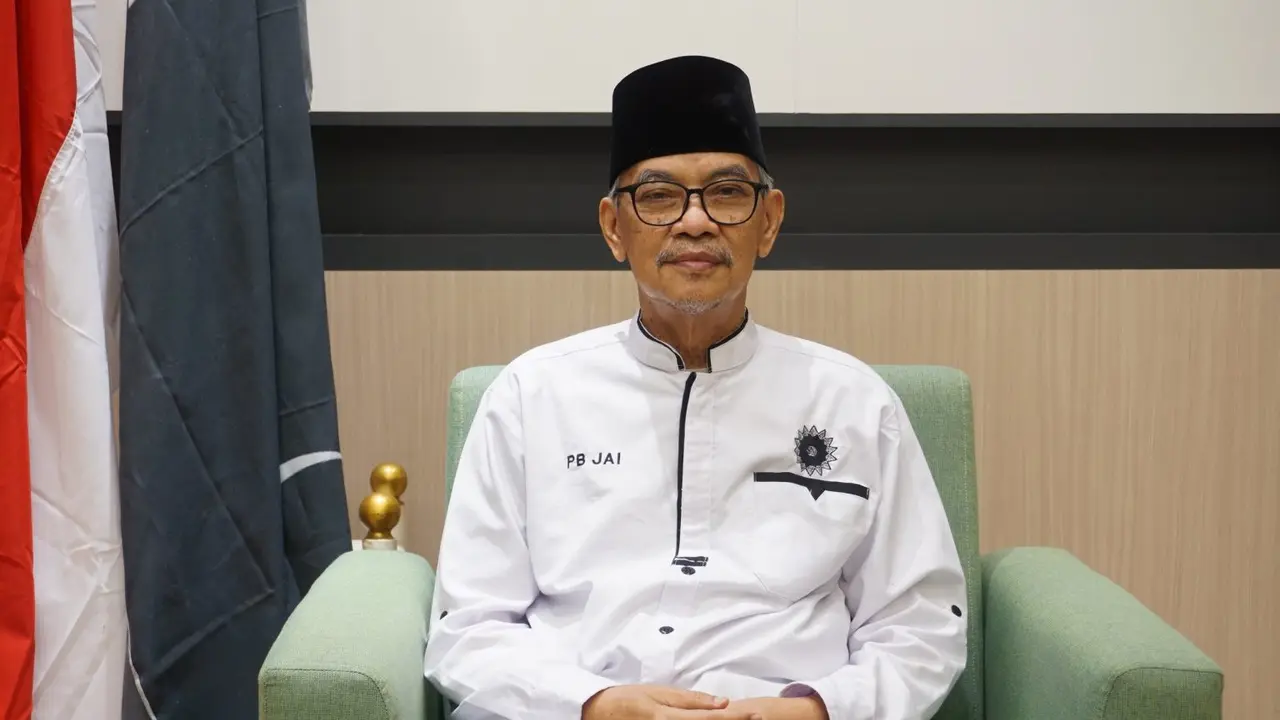 Amir Nasional Jemaat Ahmadiyah Indonesia, Maulana Haji Abdul Basit Syahid. (dok. wartaahmadiyah.org)