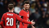 Bek Timnas Inggris, Ben White, mencetak satu gol saat timnya bermain imbang 1-1 kontra Uruguay pada laga uji coba di Stadion Wembley, London, Sabtu (28/03/2026) dini hari WIB. (AFP/Henry NICHOLLS)
