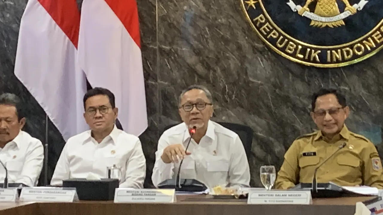 Penyaluran Bantuan Beras 30 Kg Dipercepat untuk 33,2 Juta Keluarga