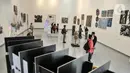 Suasana pameran di Ruang Galeri Seni, Taman Ismail Marzuki (TIM), Cikini, Menteng, Jakarta Pusat, Rabu (8/6/2022). Pameran ini menampilkan berbagai karya seni kontemporer, kaligrafi, batik, dan lain sebagainya. (merdeka.com/Iqbal S. Nugroho)