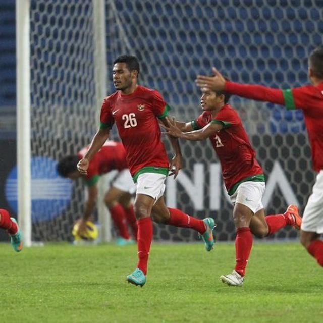 25 Hal Unik Yang Hanya Ada Di Sepak Bola Indonesia Dualisme Timnas Hingga Tradisi Ziarah Bagian 3 Indonesia Bola Com