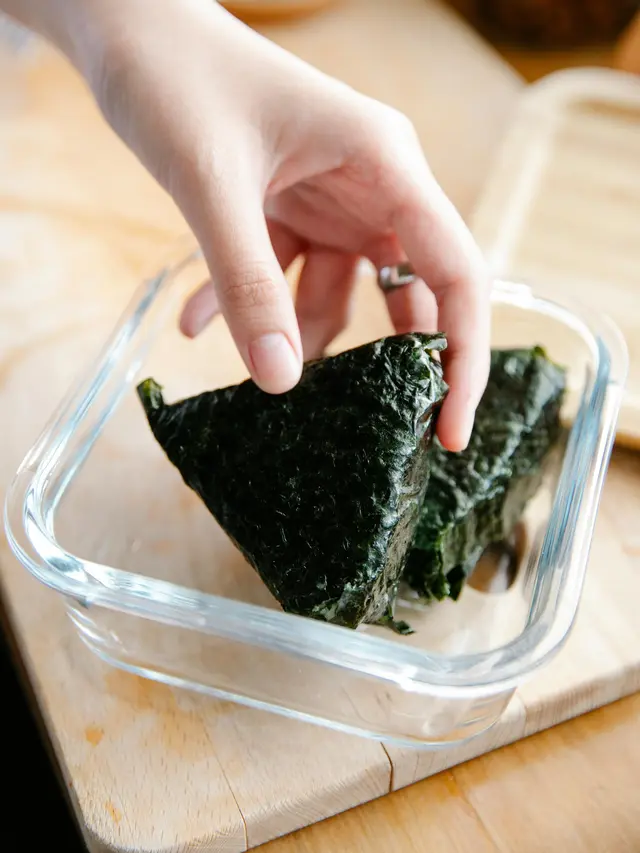 6. Onigiri