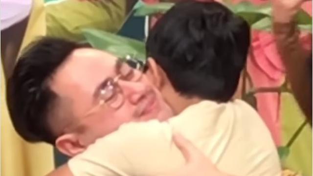 6 Momen Haru Nassar Bertemu Sang Putra, Rindu Usai 7 Tahun Tak Berjumpa