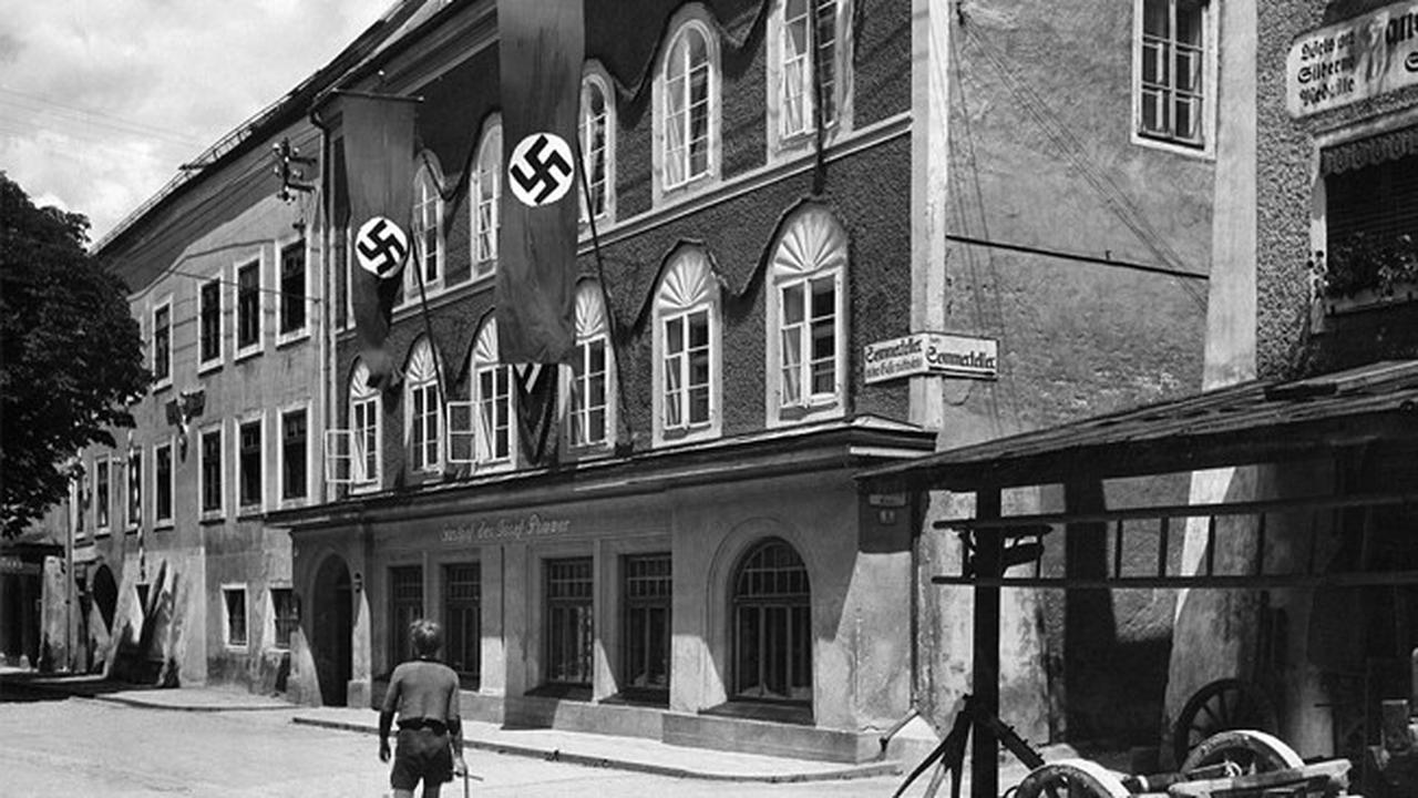 Di Rumah Ini, Hitler Dilahirkan 