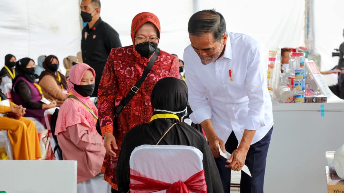 Jokowi Setujui Pengunduran Diri Risma dari Menteri Sosial Berita Viral Hari Ini Kamis 19 September 2024