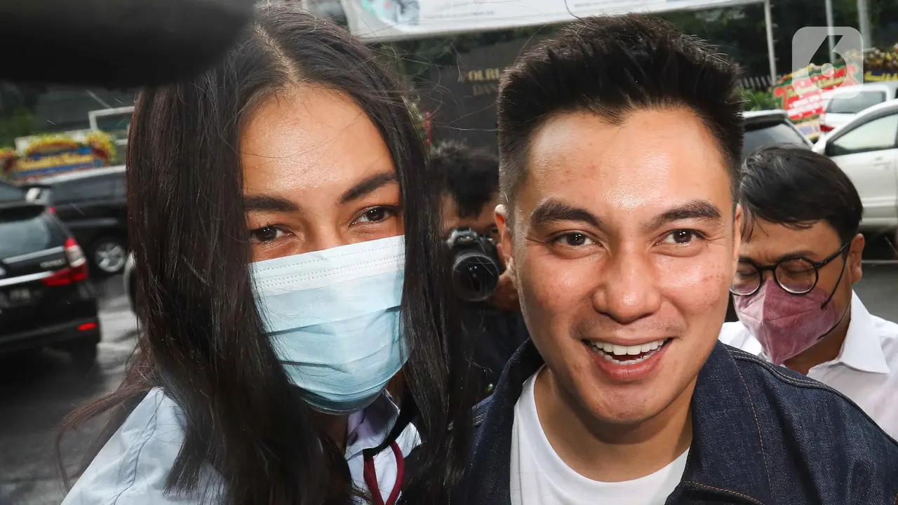 Baim Wong dan Paula Verhoeven Jalani Pemeriksaan di Polres Jakarta Selatan