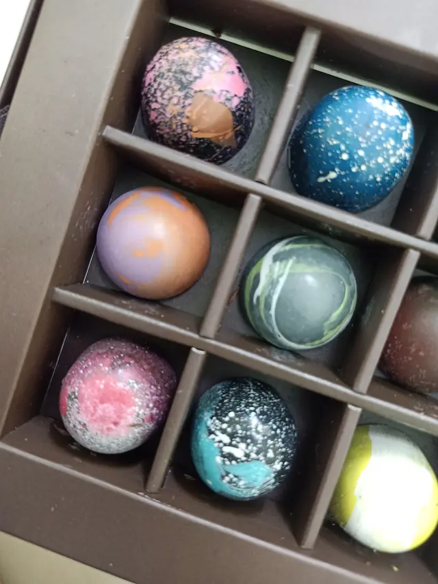 9 Cita Rasa dalam Sekotak Cokelat Bonbon Cantik ala Kaybee's