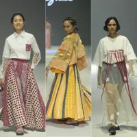 Jenama Pamerkan Koleksi Kain Wastra Indonesia di Jakarta Fashion Week 2024. Dok. Daniel Kampua