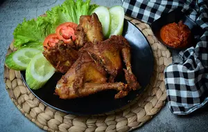 Resep Ayam Goreng Jadul Ala Rumahan, Gurih Meresap dan Bikin Ingat Masakan Ibu