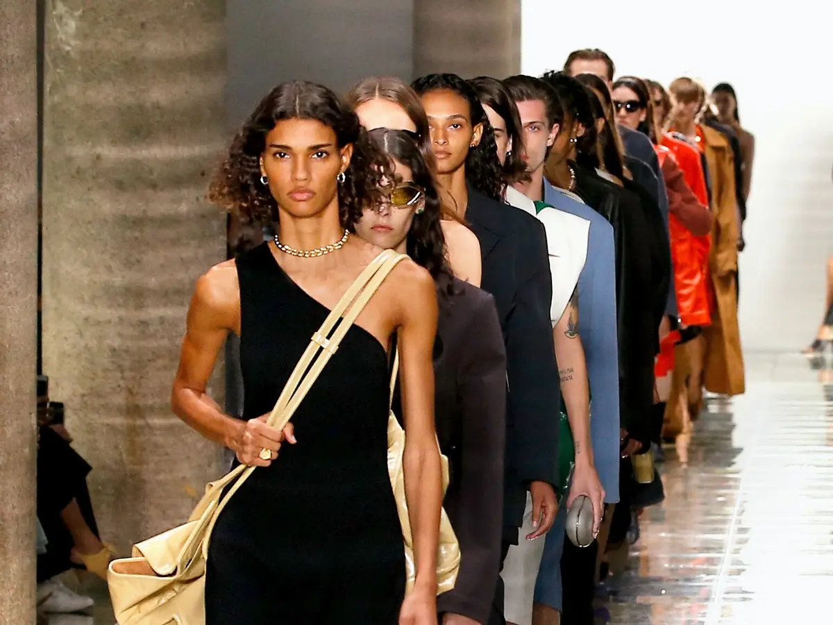 Hinh anh 5: 5 dieu chung ta chi thay duoc o Milan Fashion Week