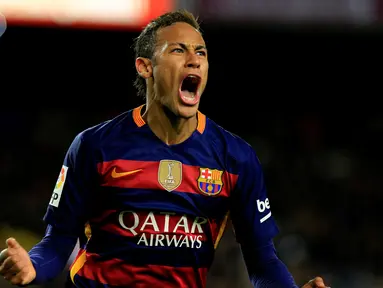 Ekspresi pemain Barcelona, Neymar, setelah mencetak gol ke gawang Espanyol dalam laga Copa del Rey di Stadion Camp Nou, Barcelona, (6/1/2016). (AFP/Pau Barrena)