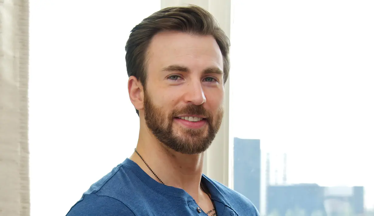 Dilansir dari ScreenRant, remaja tersebut bernama Keaton Jones. (EW)