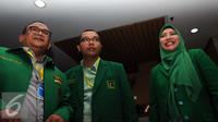 Ketua Muktamar PPP di Bandung Hasan Husairi dan Wasekjen DPP PPP Achmad Baidowi saat berada di KPK, Jakarta Jumat (4/3). Kedatangannya untuk berkoordinasi menjalin super visi dengan KPK. (Liputan6.com/Helmi Afandi)