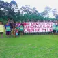 Unjuk rasa masyarakat dan nelayan tradisional di Pulau Rupat yang menuntut pencabutan izin penambangan pasir laut PT Logo Mas Utama beberapa waktu lalu. (Liputan6.com/M Syukur)