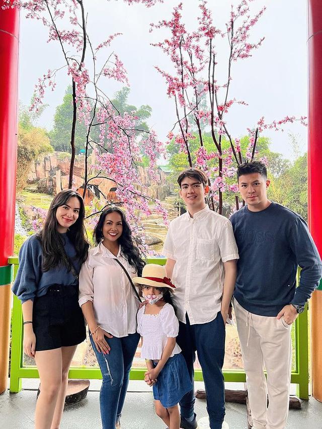 Steffi Zamora dan Baby Shak (Foto: Instagram/@sapna_lamb)