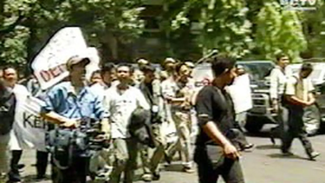 110303dWarga_Bali.jpg